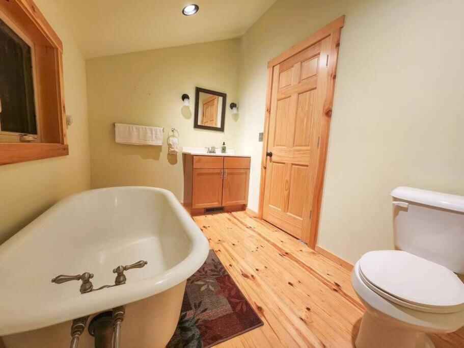 Wilderness Vista Retreat Villa Reed City Esterno foto
