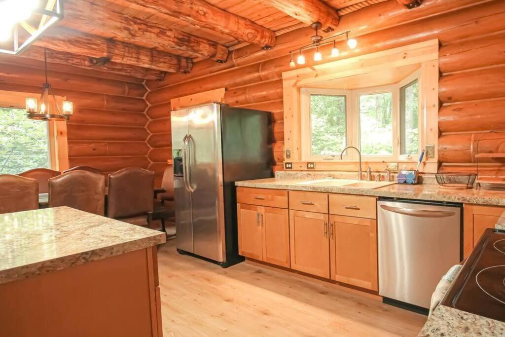 Wilderness Vista Retreat Villa Reed City Esterno foto