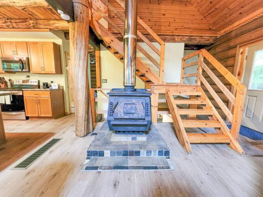 Wilderness Vista Retreat Villa Reed City Esterno foto
