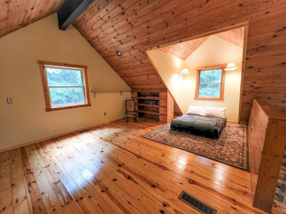 Wilderness Vista Retreat Villa Reed City Esterno foto